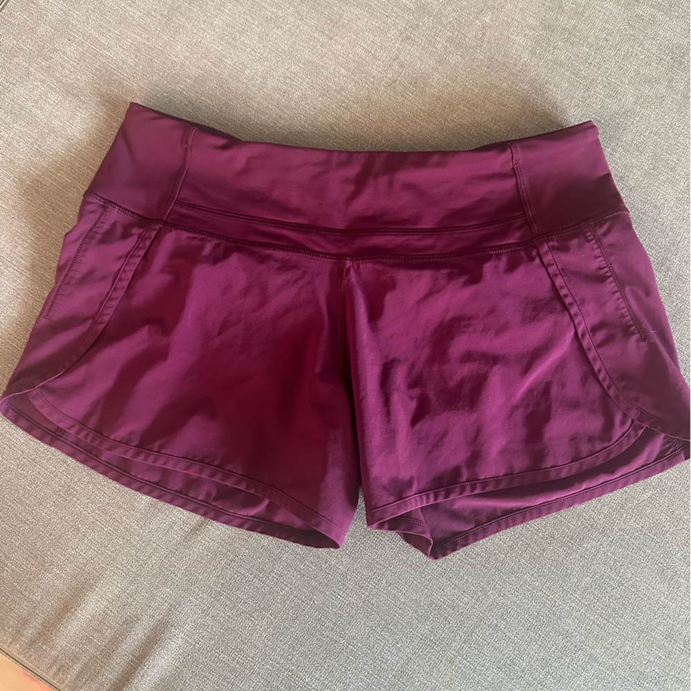 Lululemon shorts size 6